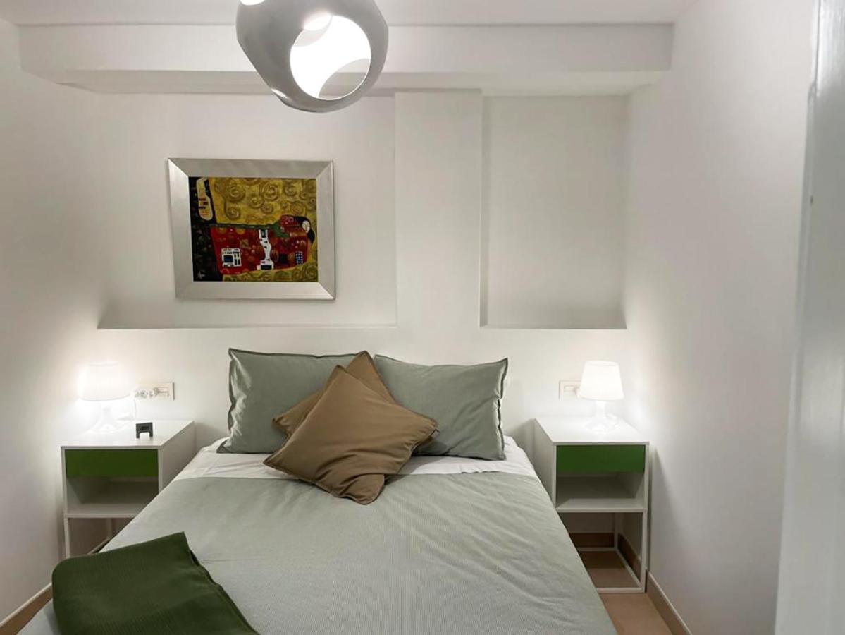 Moss Home Santiago de Compostela Bagian luar foto